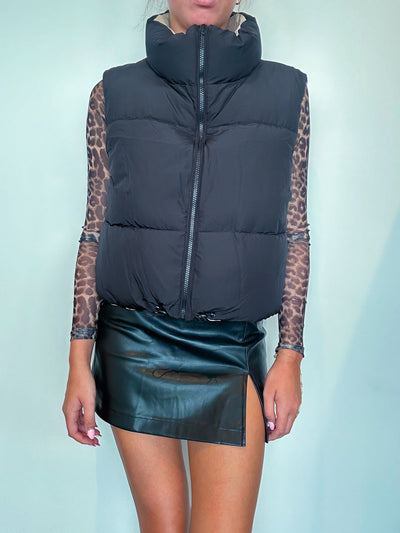 Warm Up Reversable Puffer Vest - Black-140 - TOPS - LAYERS/OUTERWEAR-LOVE TREE-[option4]-[option5]-[option6]-Leather & Lace Boutique Shop